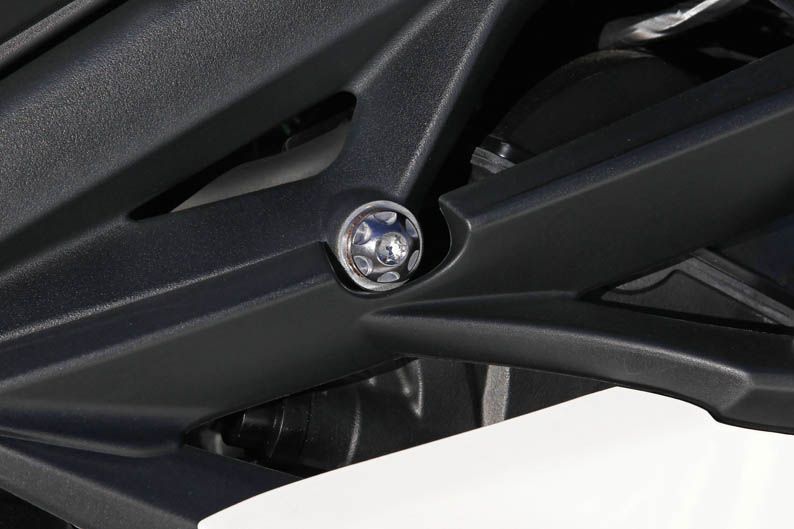 Comparativa Kawasaki ZX-6R 636, Suzuki GSX-R 750 y Triumph Daytona 675