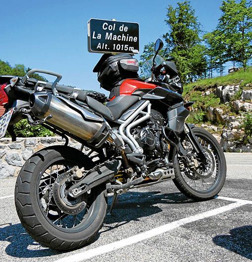 Triumph Tiger 800 XC ABS (2)