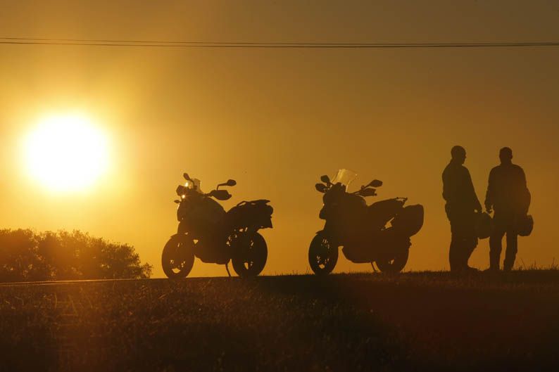 Ducati Multistrada 1200 S Touring vs. KTM 990 SMT