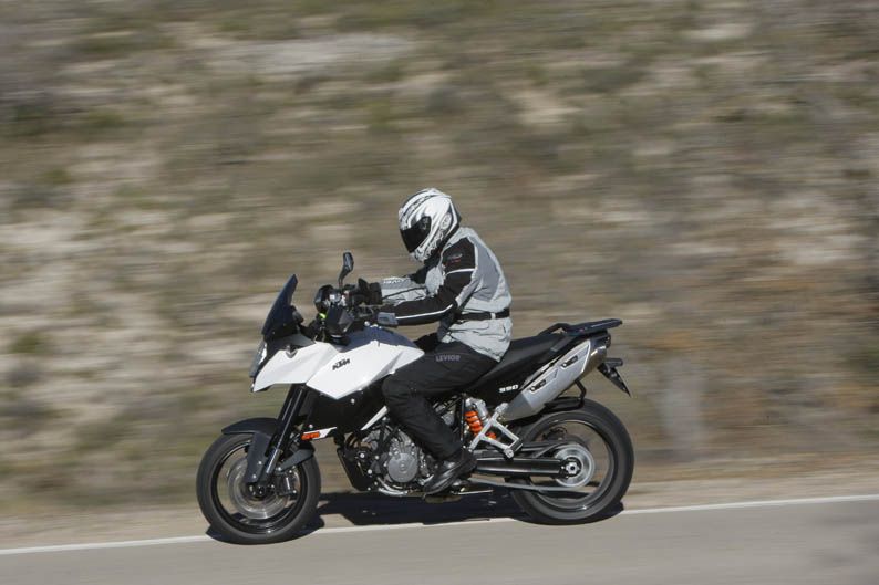 KTM 990 SMT