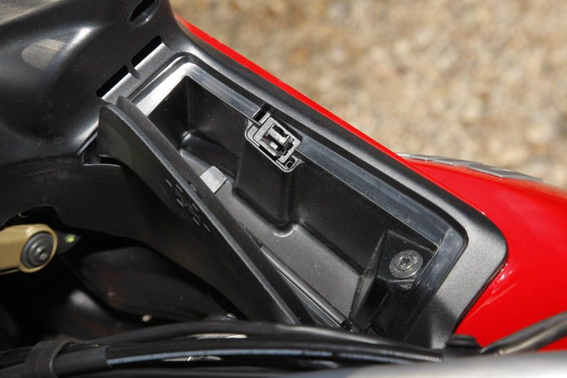 Ducati Multistrada 1200 S Touring vs. KTM 990 SMT