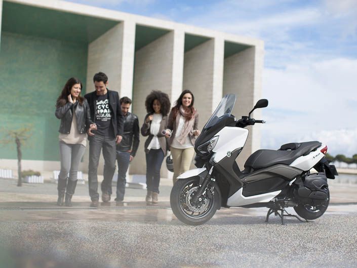 Yamaha X-MAX 400 (5)