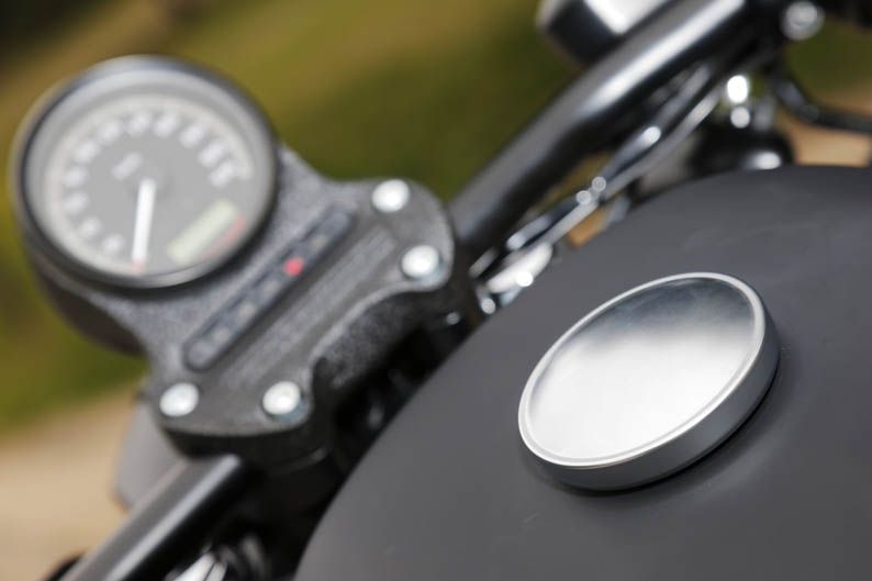 Harley-Davidson Iron 883 Dark Edition