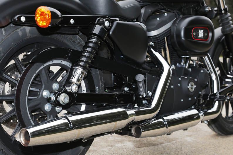Harley-Davidson Iron 883 Dark Edition
