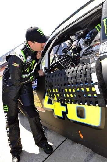 Valentino Rossi prueba un coche de la NASCAR