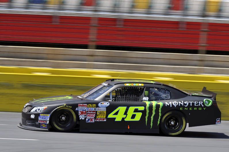 Valentino Rossi prueba un coche de la NASCAR