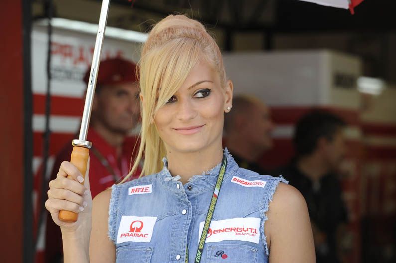 Las chicas del Gran Premio de Italia de MotoGP