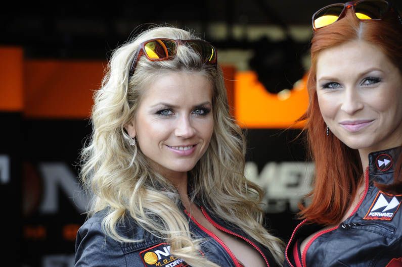 chicas-gp-italia-motogp-mugello-2013 (32)