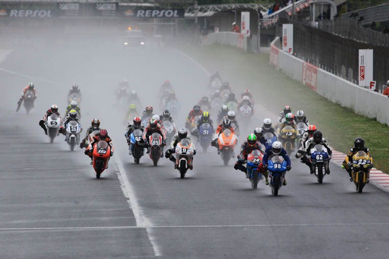 CEV Repsol en Montmeló. 1ª prueba. Categoría Moto3.