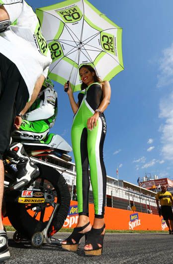 Ambiente en el paddock de Montmelo