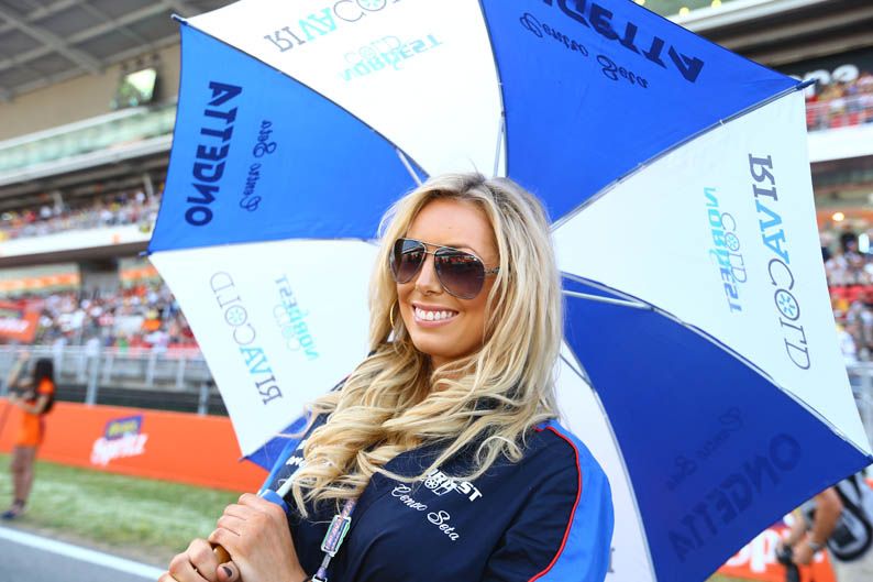 Ambiente en el paddock de Montmelo