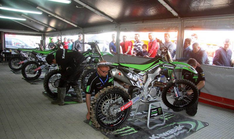 Kawasaki España. Cristian Oliva y Lluís Riera