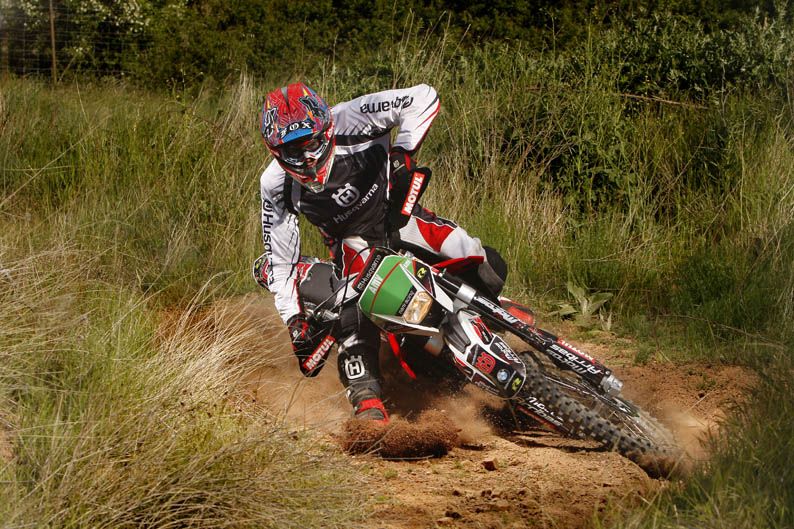 Husqvarna Enduro. Marcelo López.