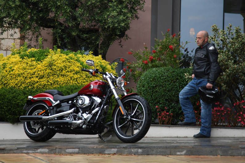 Harley-Davidson Breakout. Fotos