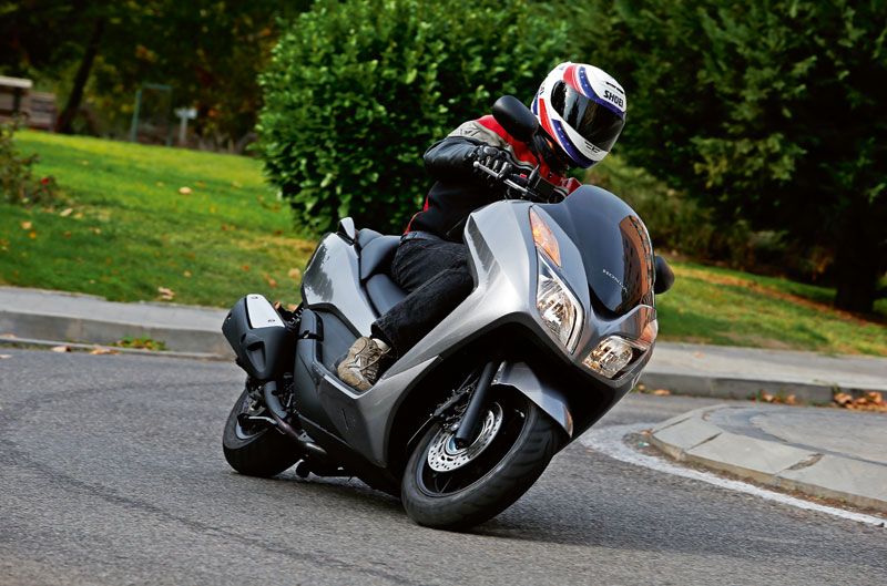 Fotos Honda Forza 300