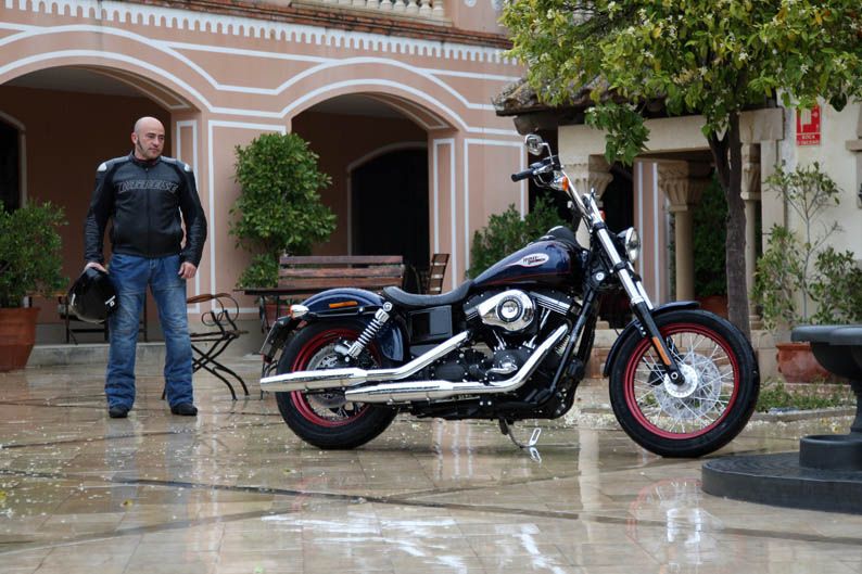 Harley-Davidson Street Bob Special Edition