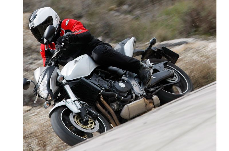Comparativa naked: Honda, Kawasaki, Suzuki y Triumph