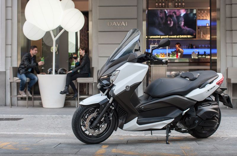 Yamaha X-Max 400