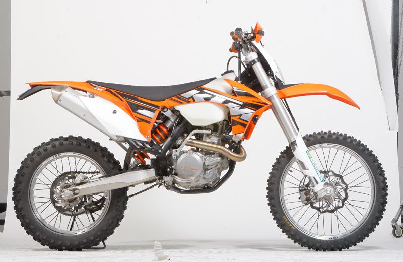 Comparativa Moto Verde: Husaberg FE 501 y KTM 500 EXC. Galería de fotos