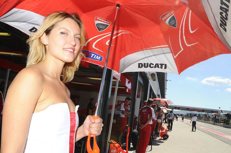 Las chicas del Gran Premio de San Marino. Galería de fotos