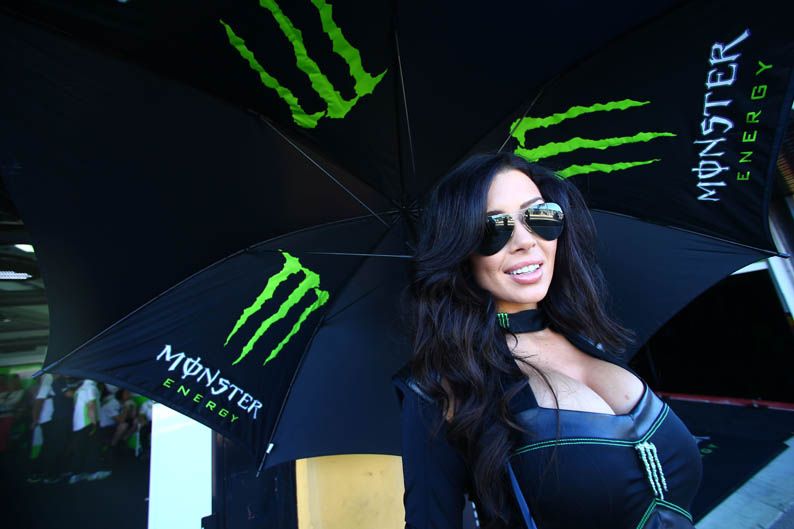 Las chicas del Gran Premio de Valencia. Galería de fotos