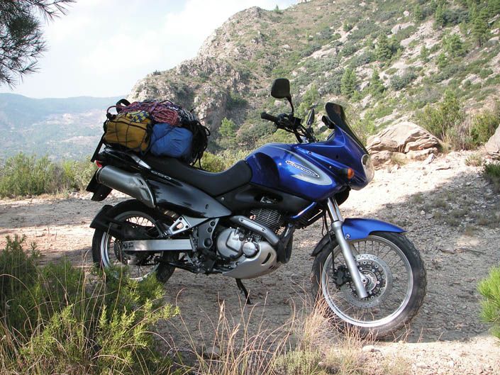 100.000 km Suzuki Freewind 650