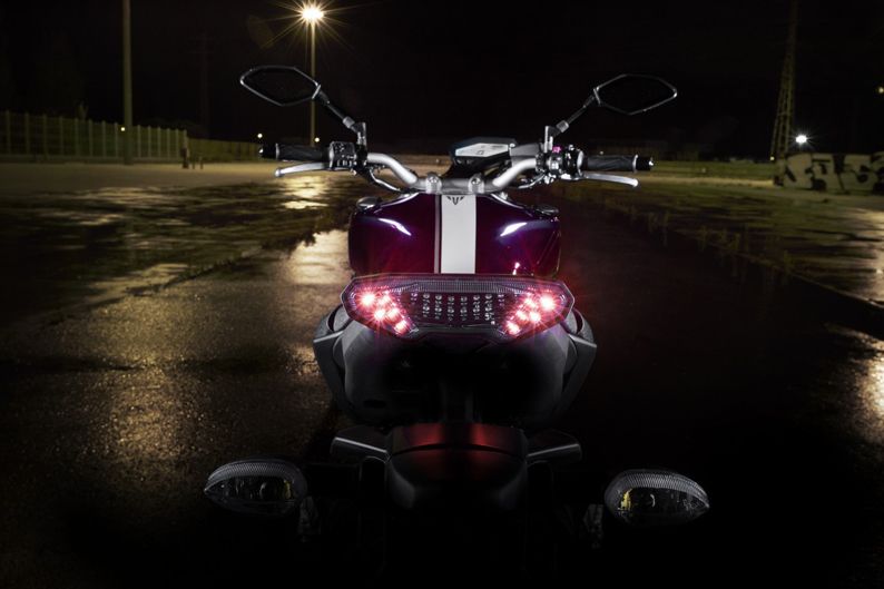Nueva Yamaha MT-09