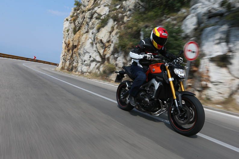 Nueva Yamaha MT-09
