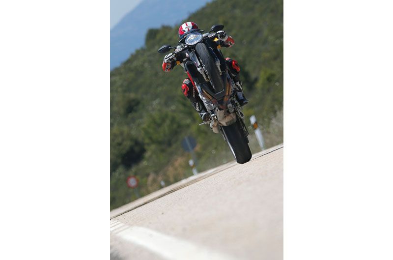 MV Agusta Brutale 1090. Prueba