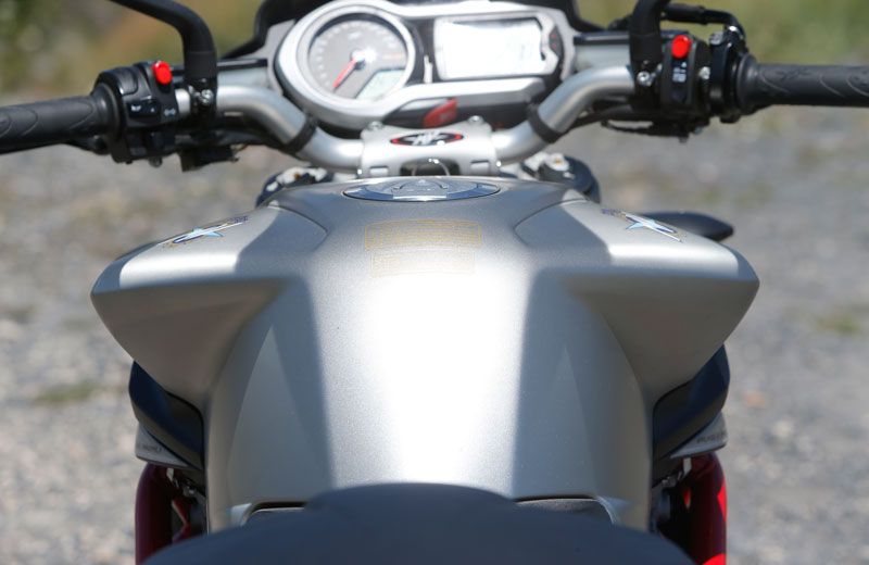 MV Agusta Brutale 1090. Prueba