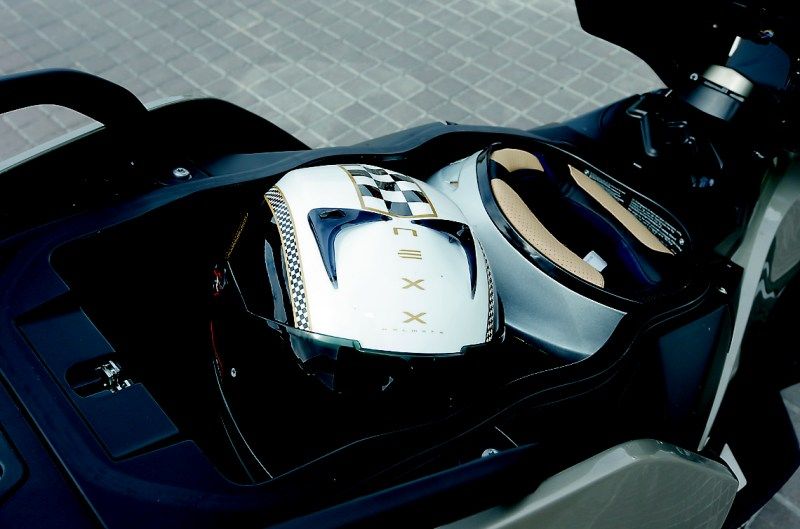 hueco BMW