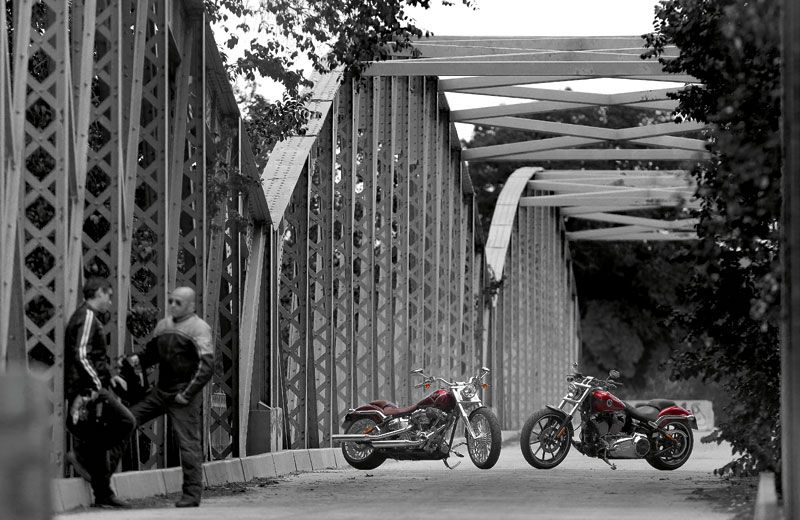 Comparativa: Harley Davidson Breakout y H-D CVO Breakout