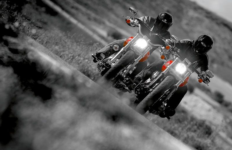 Comparativa: Harley Davidson Breakout y H-D CVO Breakout
