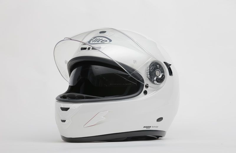 Cascos integrales con visera oscura