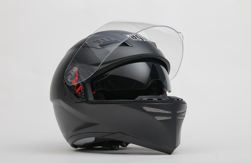 Cascos integrales con visera oscura