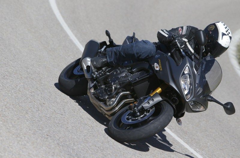 Yamaha Fazer8