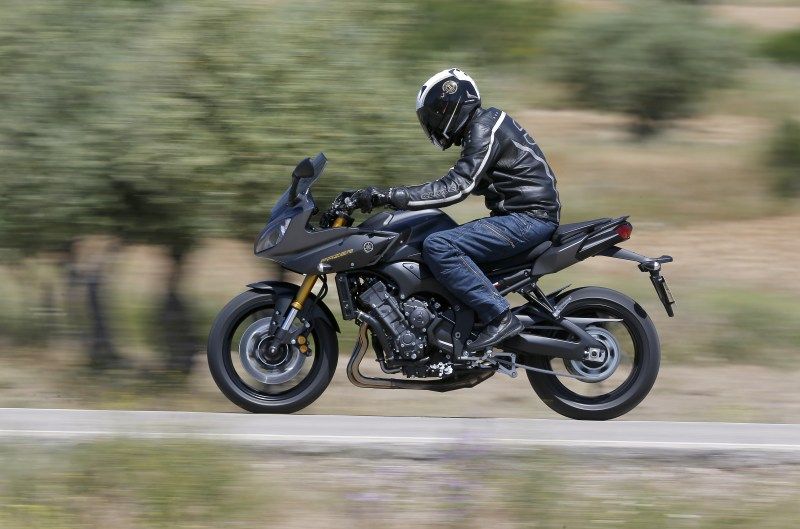 Yamaha Fazer8