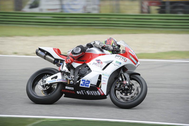 Mundial de Superbikes. GP de Ímola. Galería de fotos