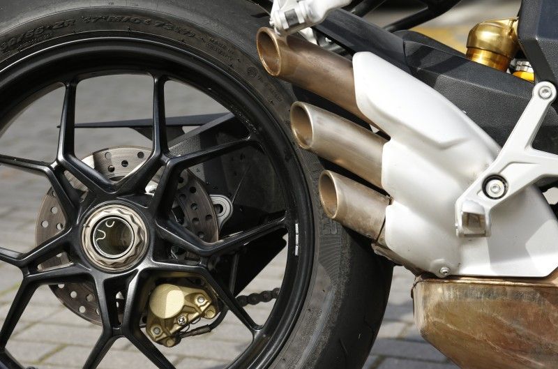 MV Agusta Brutale 800