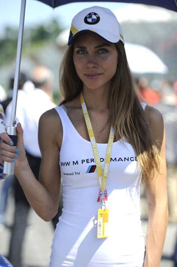 Las chicas del Mundial de Superbike en Imola