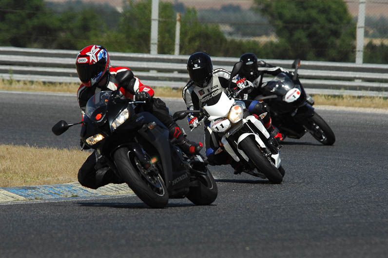 Curso de conducción del Action Team en el Jarama. Galería de fotos