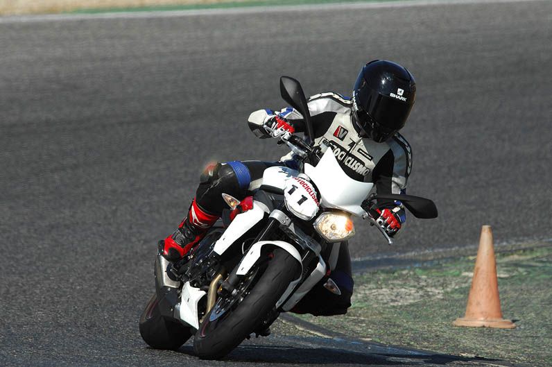 Curso de conducción del Action Team en el Jarama. Galería de fotos