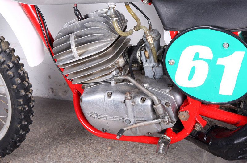 CZ 250 Falta Réplica 1975