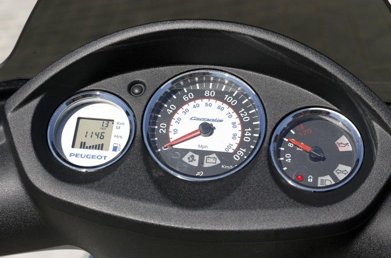 comparativa_scooter_rueda_alta_300 (12)