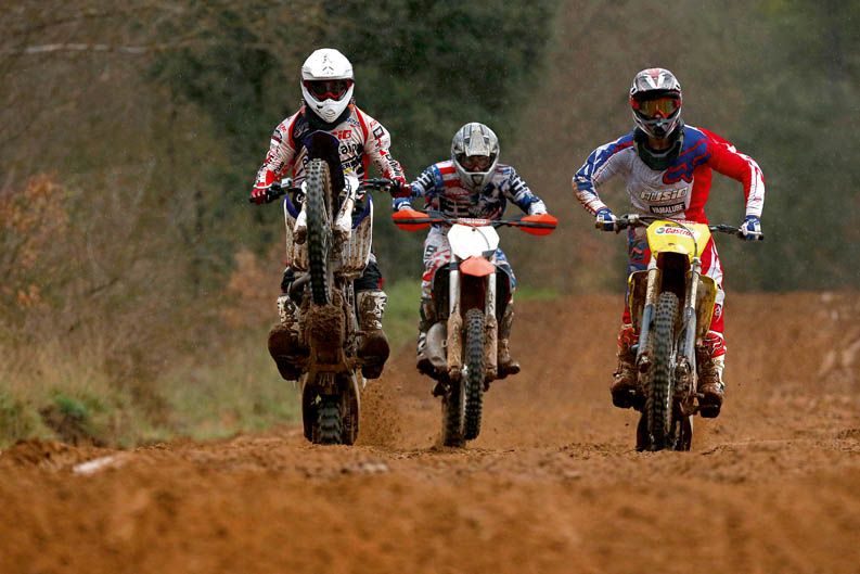 Comparativa KTM 150 SX, Suzuki RMZ 250 y Yamaha YZF 250.