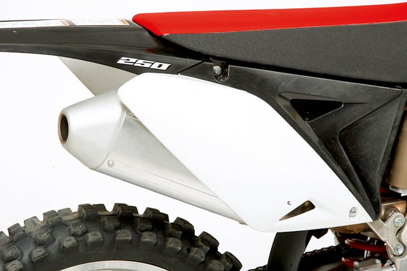 Comparativa KTM 150 SX, Suzuki RMZ 250 y Yamaha YZF 250.