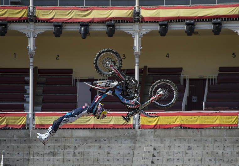 Red Bull X-fighters Madrid 2013