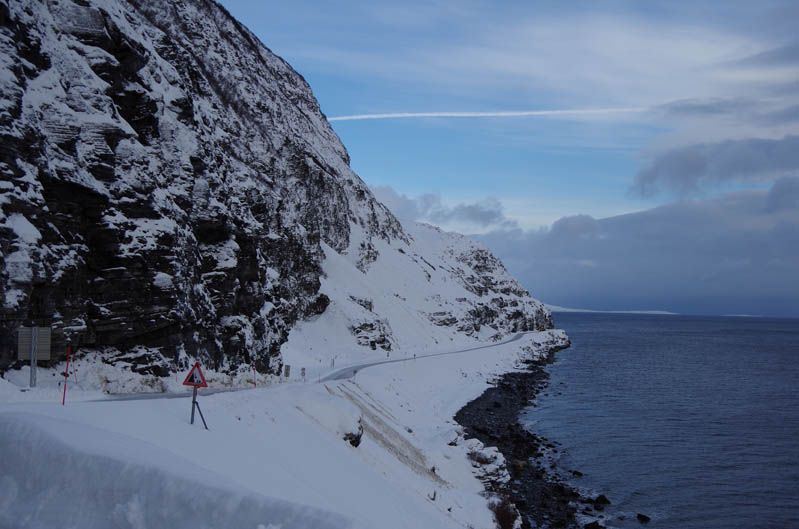 Pioneros en Cabo Norte en invierno