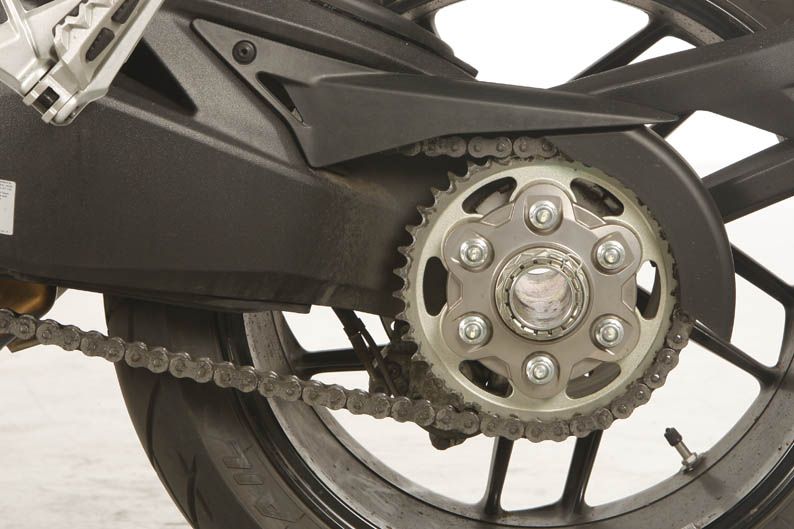 Comparativa Trail: Aprilia, Ducati, Kawasaki, KTM.