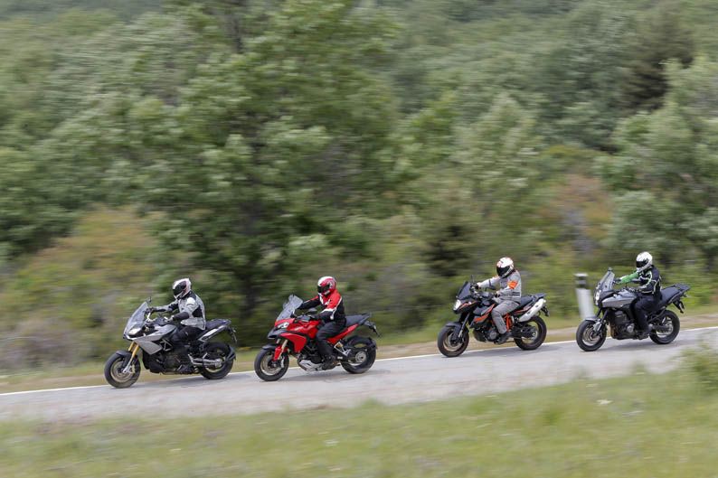Comparativa Trail: Aprilia, Ducati, Kawasaki, KTM.